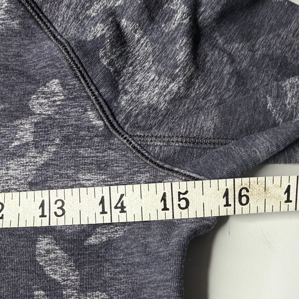 Lululemon Pullover with Hood 1/2 Zip Camo Size 4 - Picture 6 of 10